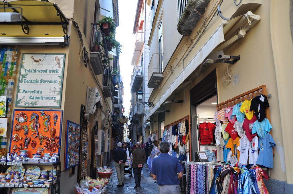 Sedil Dominova Apartment Sorrento Eksteriør bilde